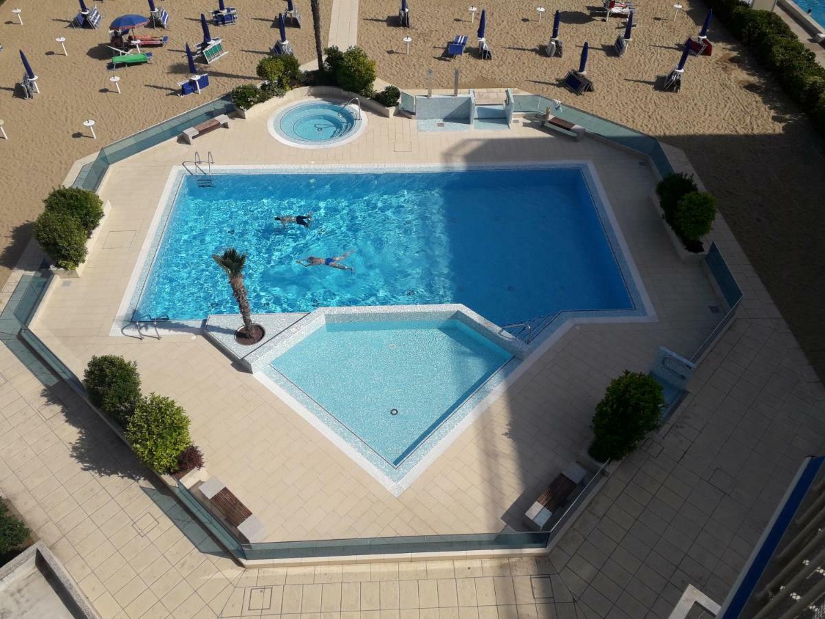 Residence Natante - Walterigato Apartments Solo Per Famiglie Lido di Jesolo Dış mekan fotoğraf
